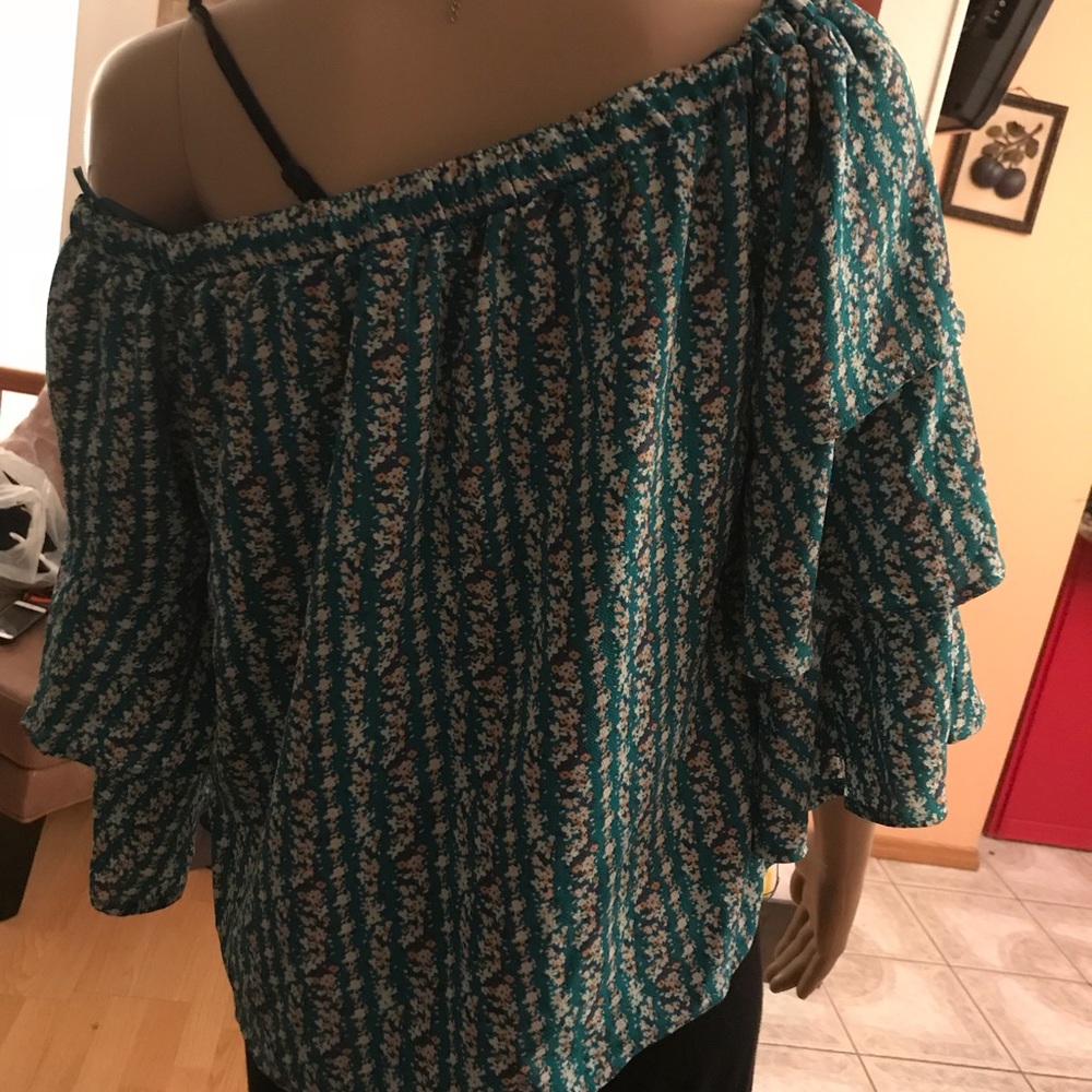 Blouse - Picture 2 of 4